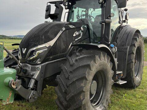 Valtra Q 305 Traktor 199.000 €