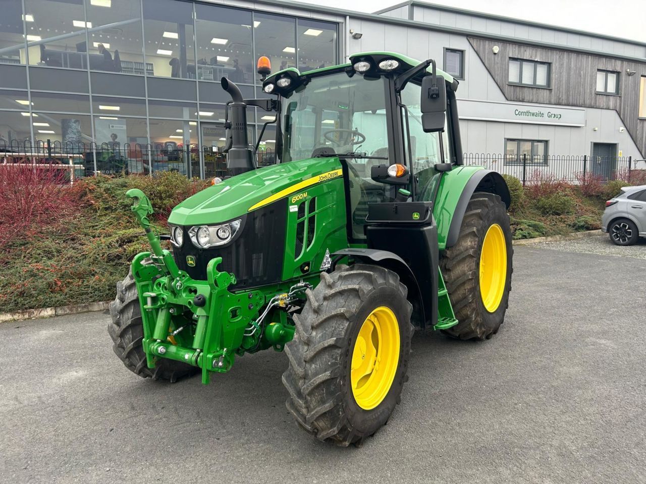 John Deere 6100 M Tractor 72.771 €
