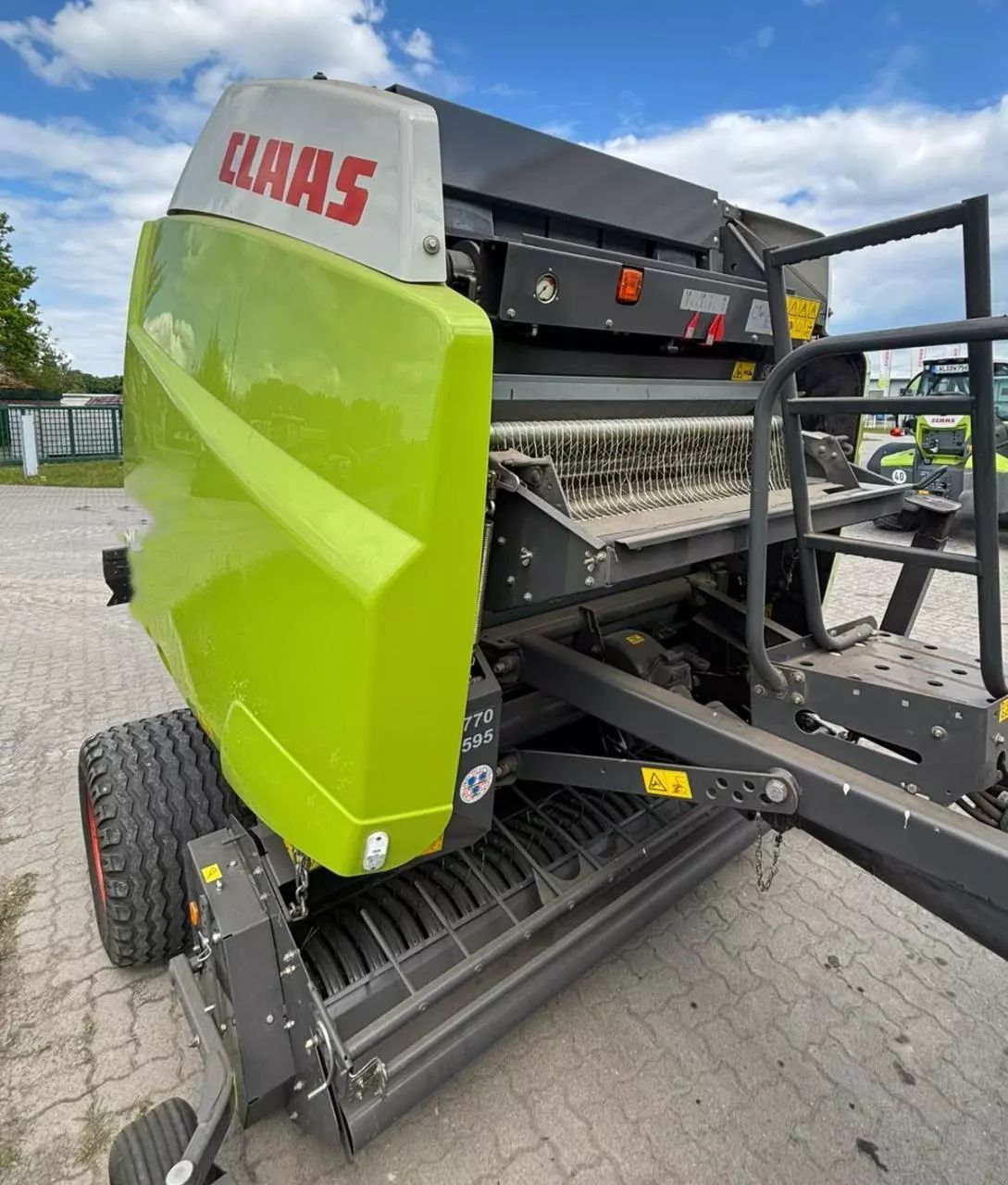 Claas Variant 350 RF Balownica 16 000 €