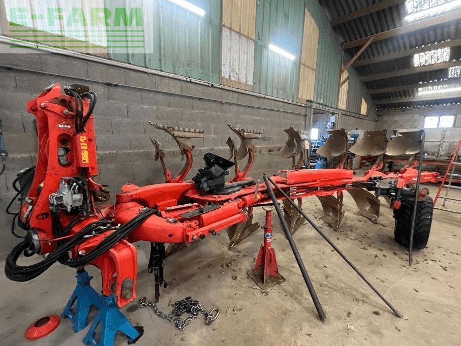 Kuhn varimaster l Charrue 18 500 €