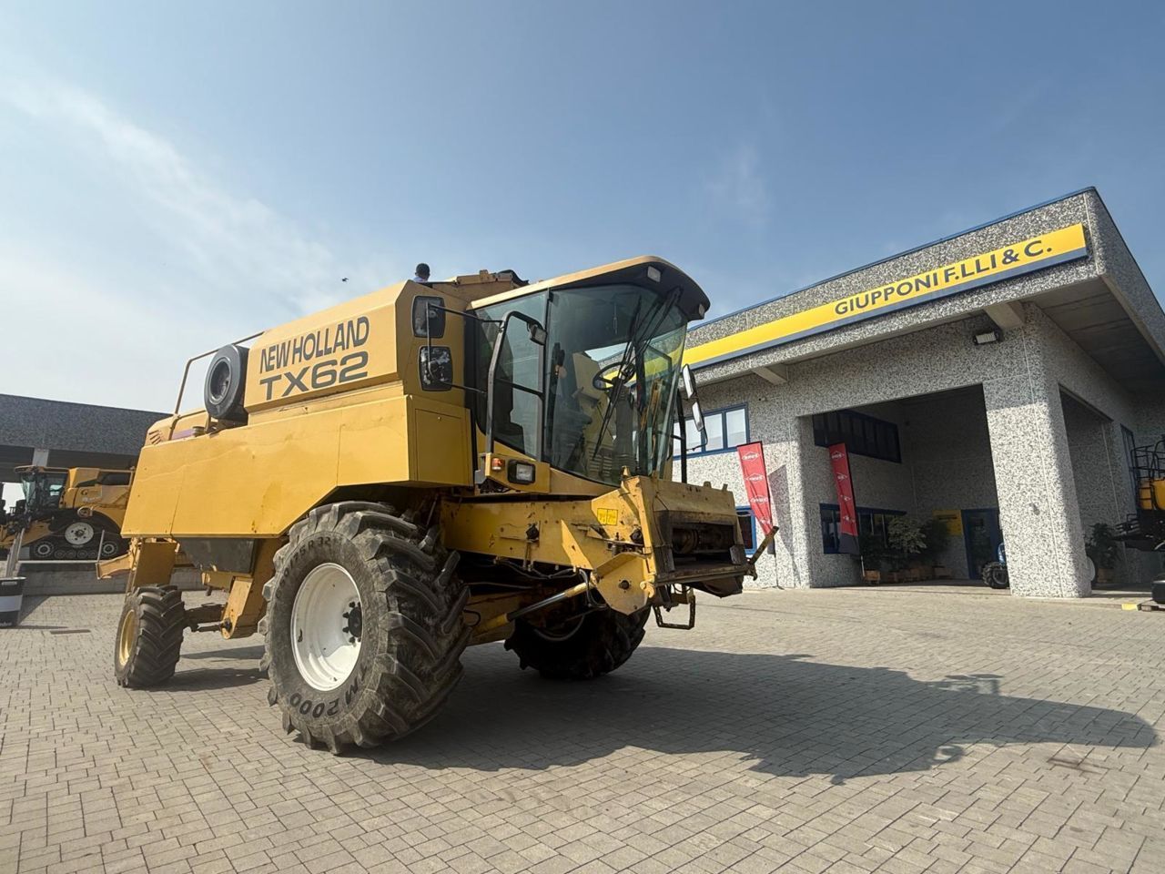 New Holland TX 62 Mähdrescher