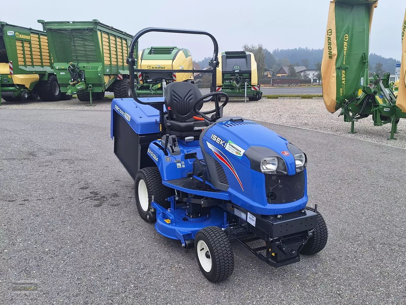 E-FARM: Iseki SXG 324 - Equipamiento municipal - id NFCR1JU - Año: 2025 - Austria