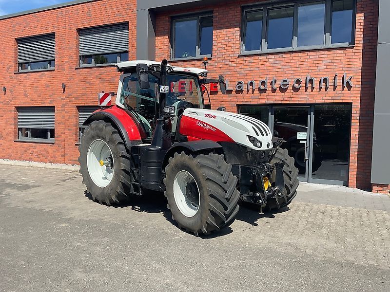 E-FARM: Steyr Absolut 6240 CVT - Tracteur - id WCKFMJP - Année: 2024 - Lecture du nombre d'heure: 896,Puissance du moteur (chevaux): 240,Allemagne