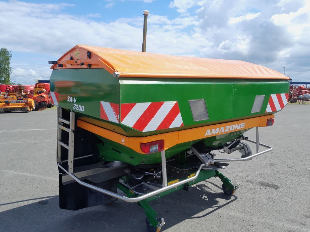 E-FARM: Amazone za-v profis tronic - Esparcidor de abono - id ABXTYFM - 14.000 € - Año: 2020 - Francia