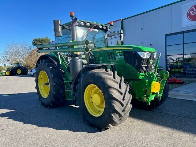 E-FARM: John Deere 6155 R - Tractor - id ZD8GFSP - €125,000 - Year of construction: 2021 - Engine hours: 1,100,Engine power (HP): 155,France