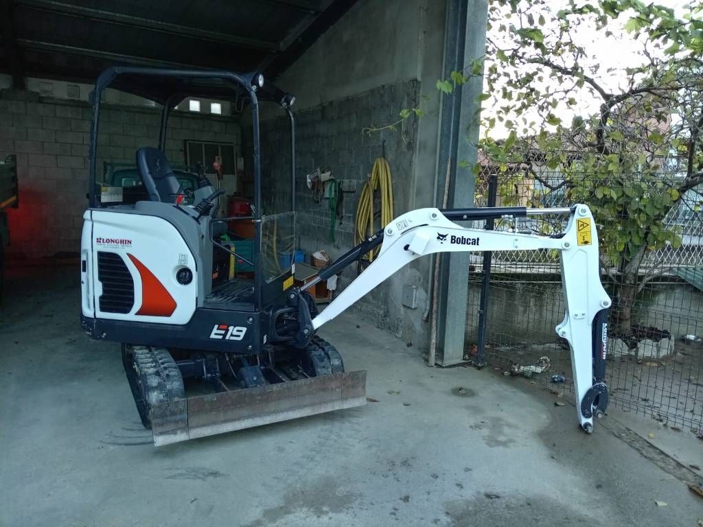 Bobcat E19 Mini kotrógép 19 000 EUR