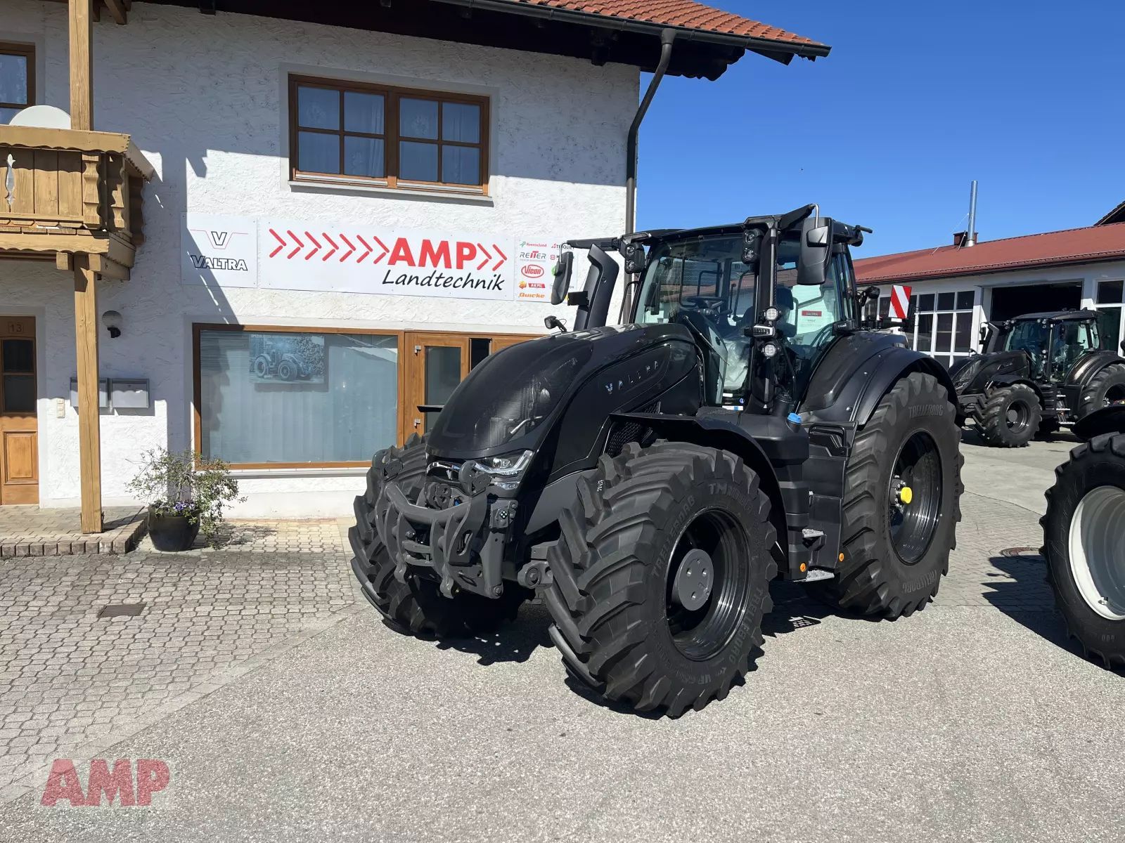 Valtra S 416 Tractor