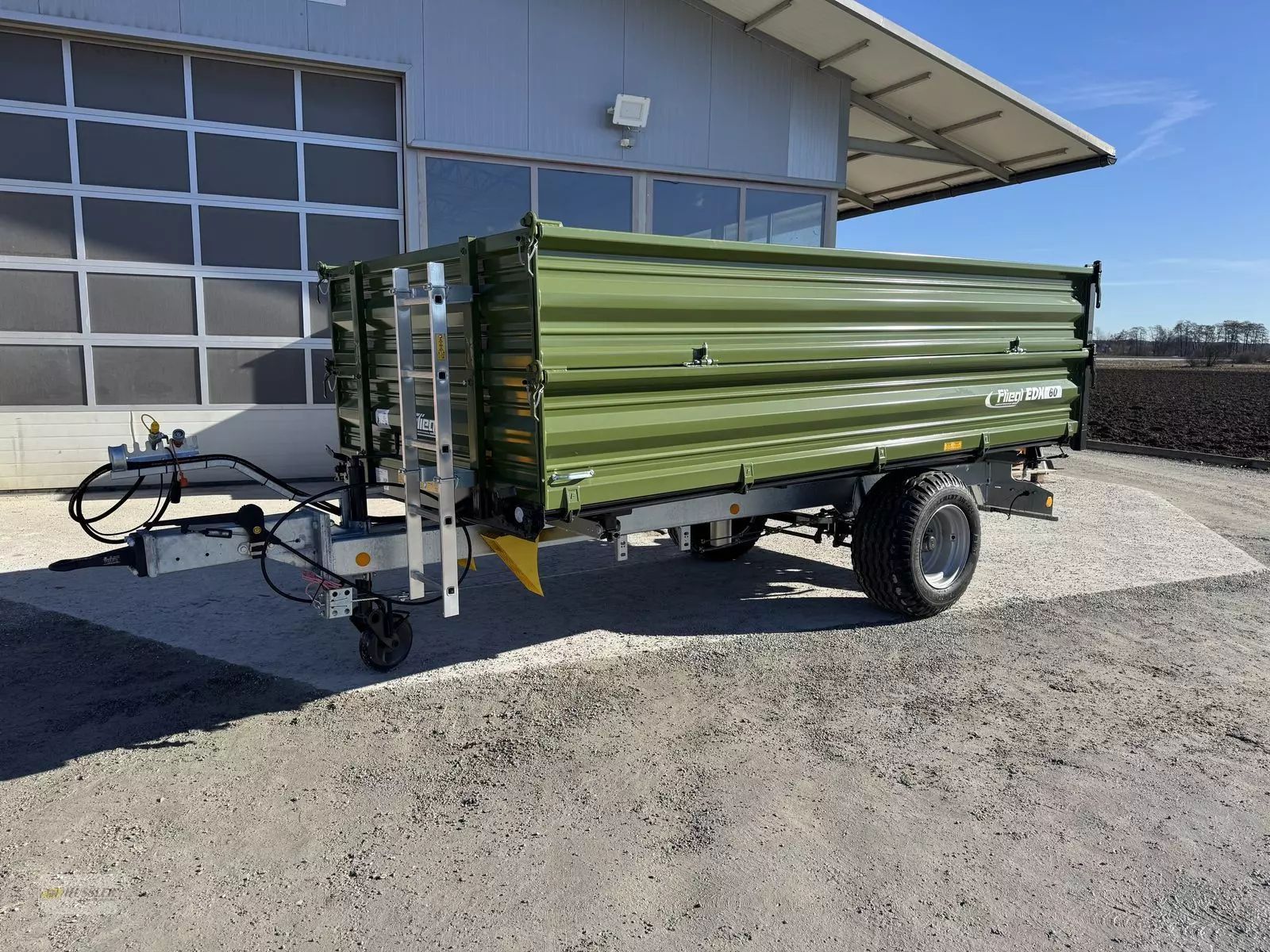 Fliegl EDK 60 Pótkocsi billencs 9000 EUR