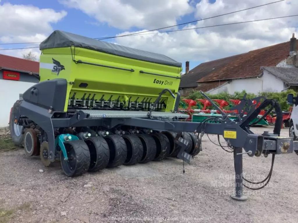 Sky easydrill 3 m. Direct Drill €35,000