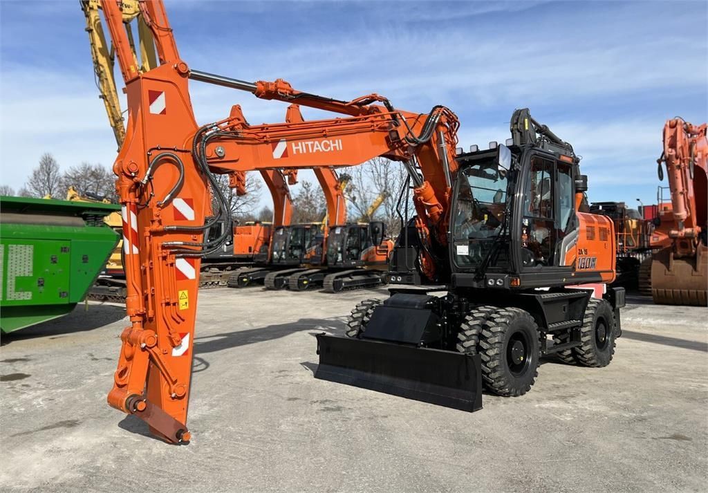 E-FARM: Hitachi zx180w-7 - Radbagger - id YU8UA98 - Baujahr: 2024