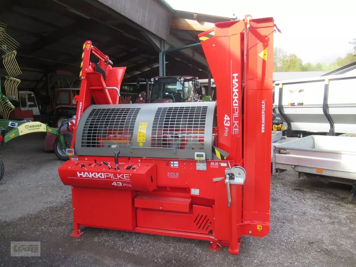E-FARM: HAKKI PILKE 43 pro z - Scies et fendeuses - id XRFWX3W - 29 083 € - Année: 2023 - Autriche
