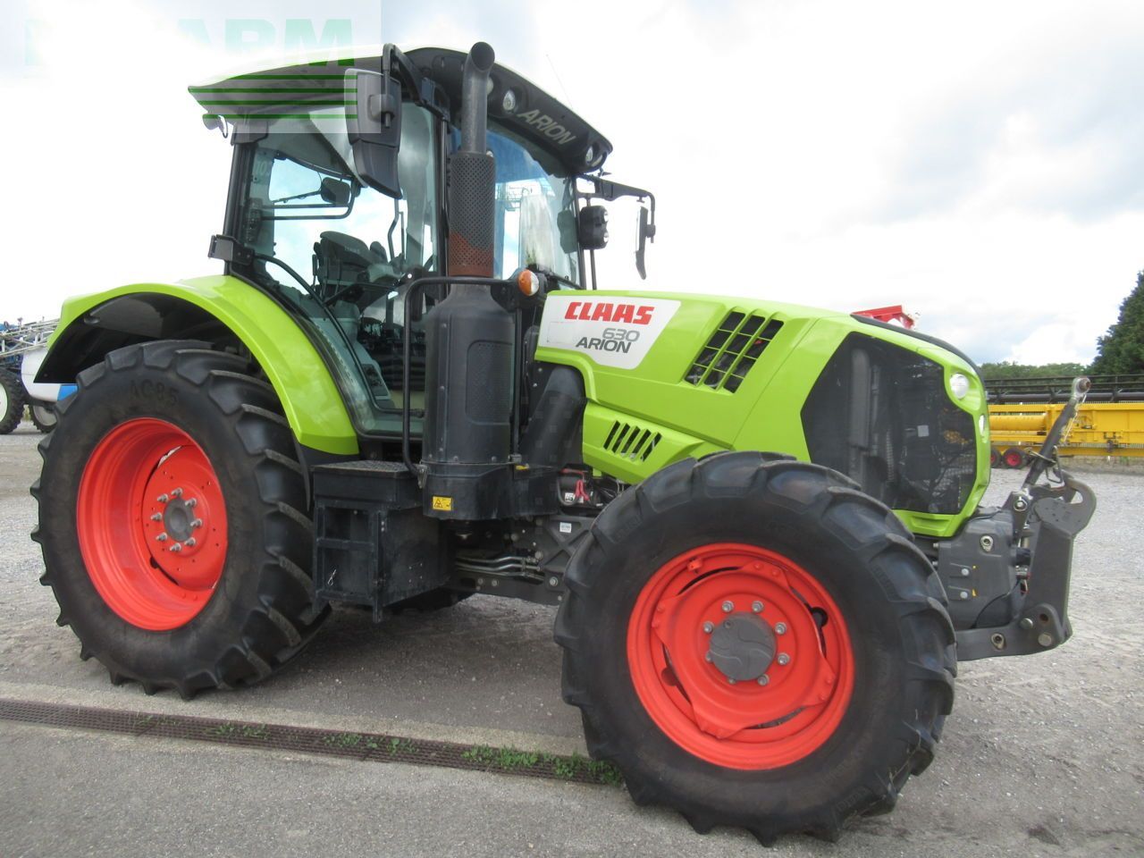 Claas Arion 630 HEXASHIFT Tractor €71,000