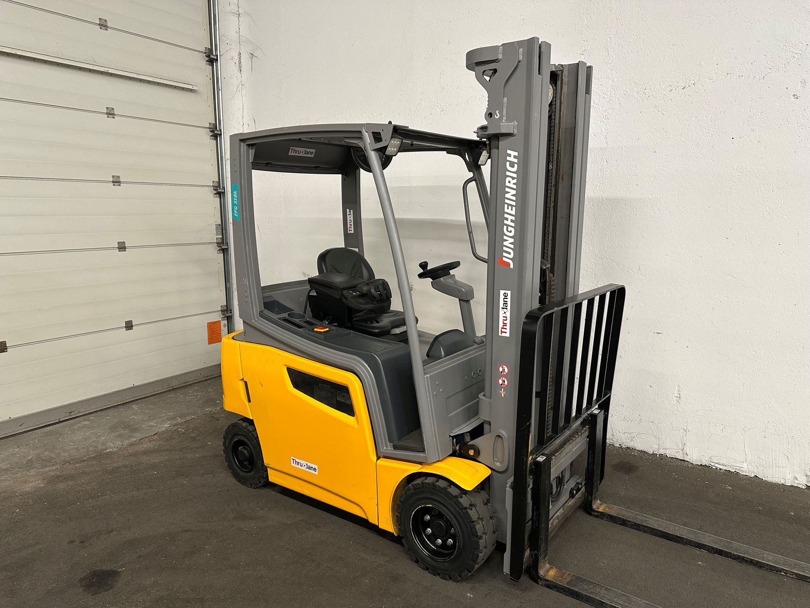 JUNGHEINRICH efg 318k - triplex 5 m - seitenschieber ! Stivuitor 12.950 EUR
