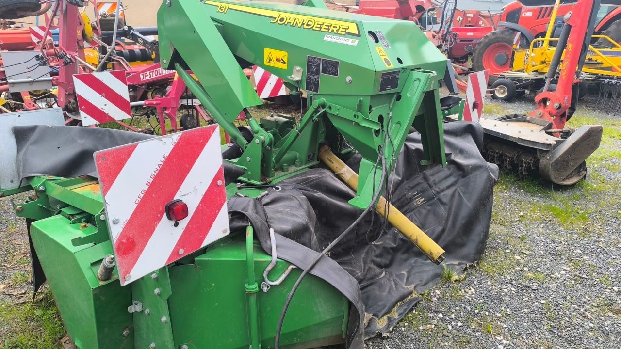 John Deere 131 Segadora 8000 €