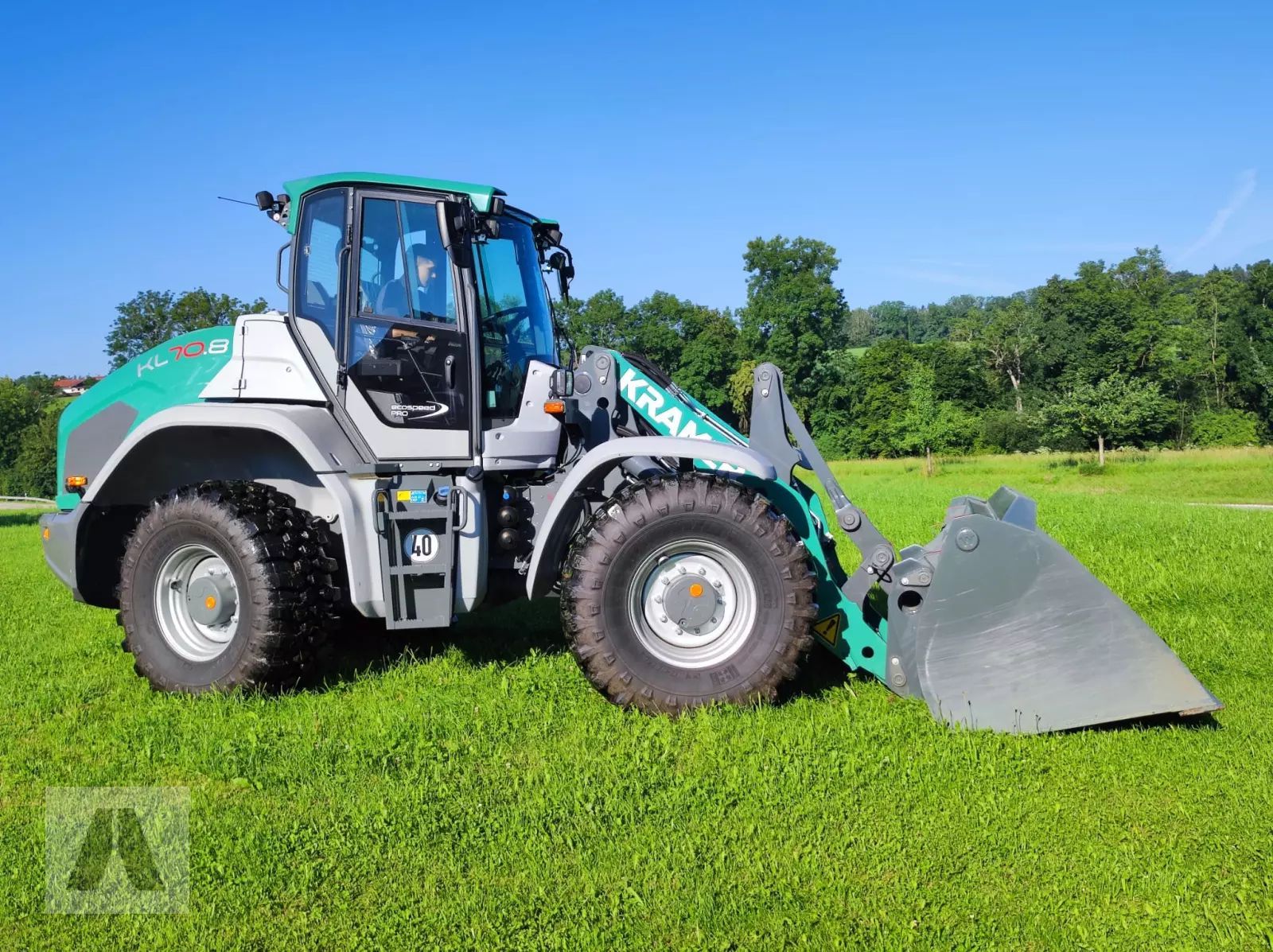E-FARM: KRAMER KL70.8 - Wheel loader - id DSVBESJ - €111,800 - Year of construction: 2022 - Engine hours: 53,Engine power (HP): 156,Germany