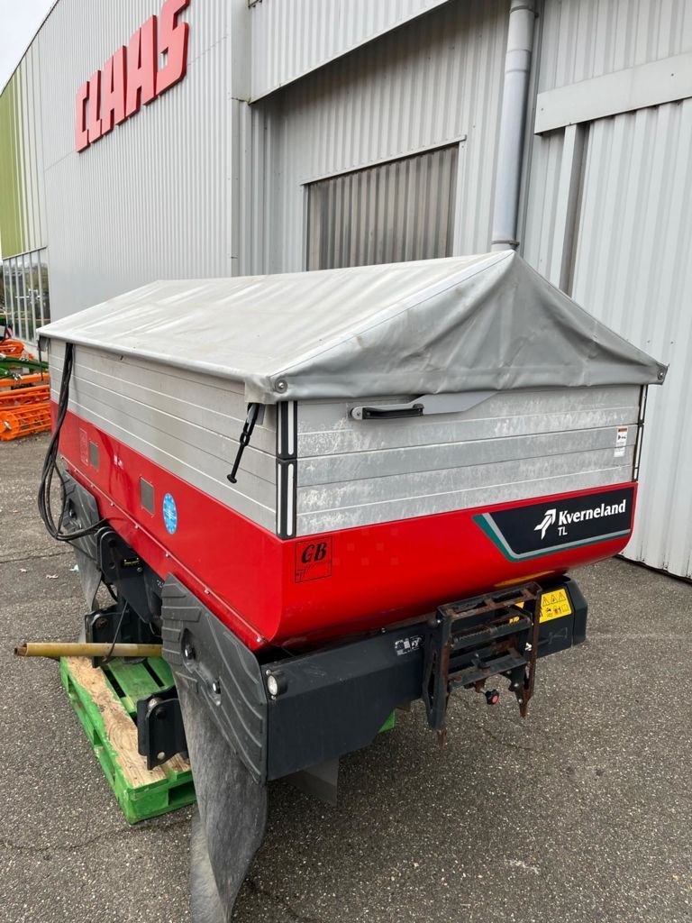 Kverneland exacta cl Spandiconcime 13.500 €