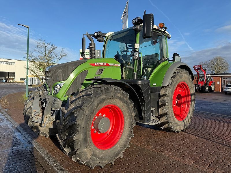 Fendt 724 Vario Profi Plus Трактор 168 500 €