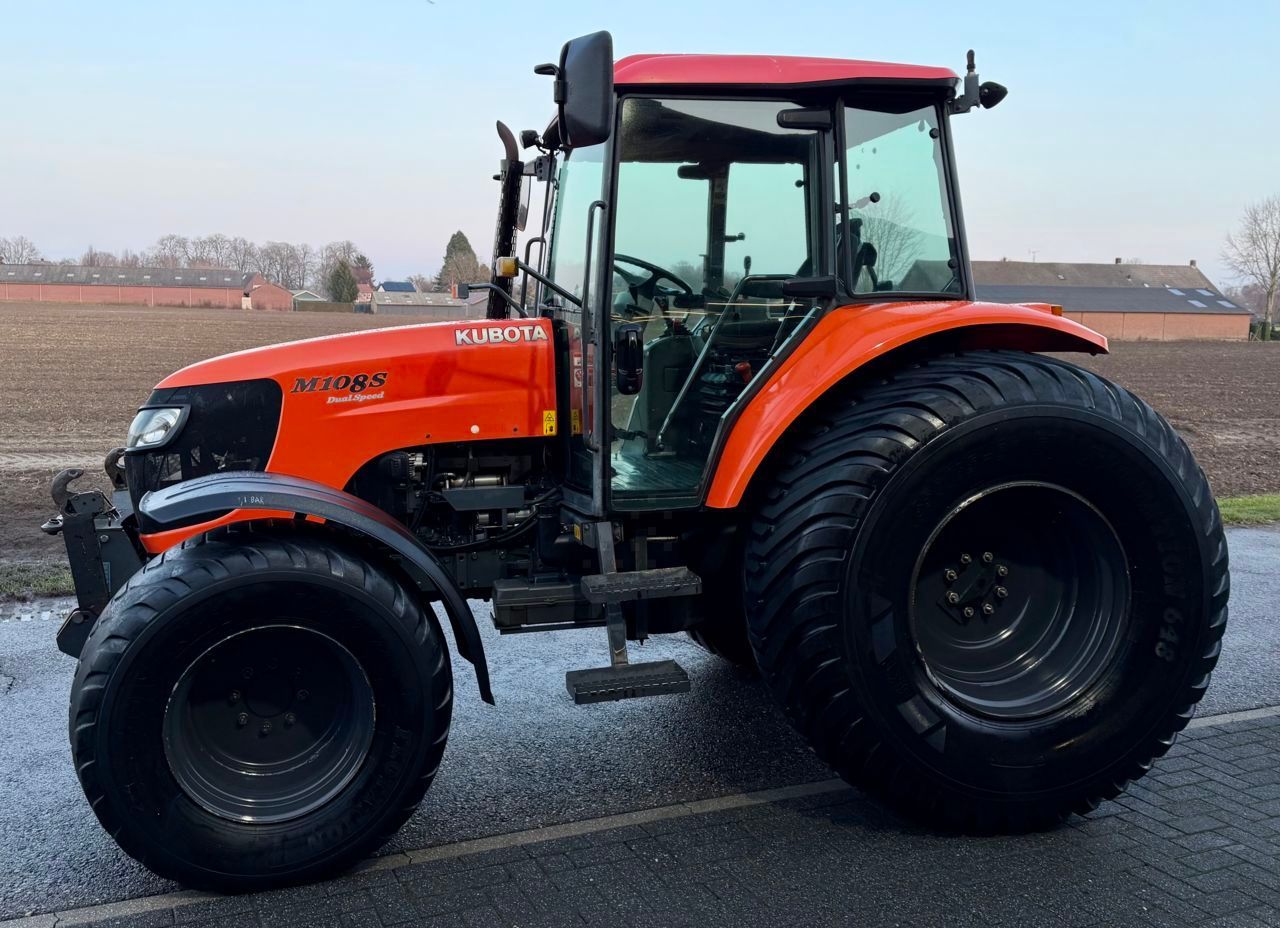 Kubota M 108 S Tractor €22,500