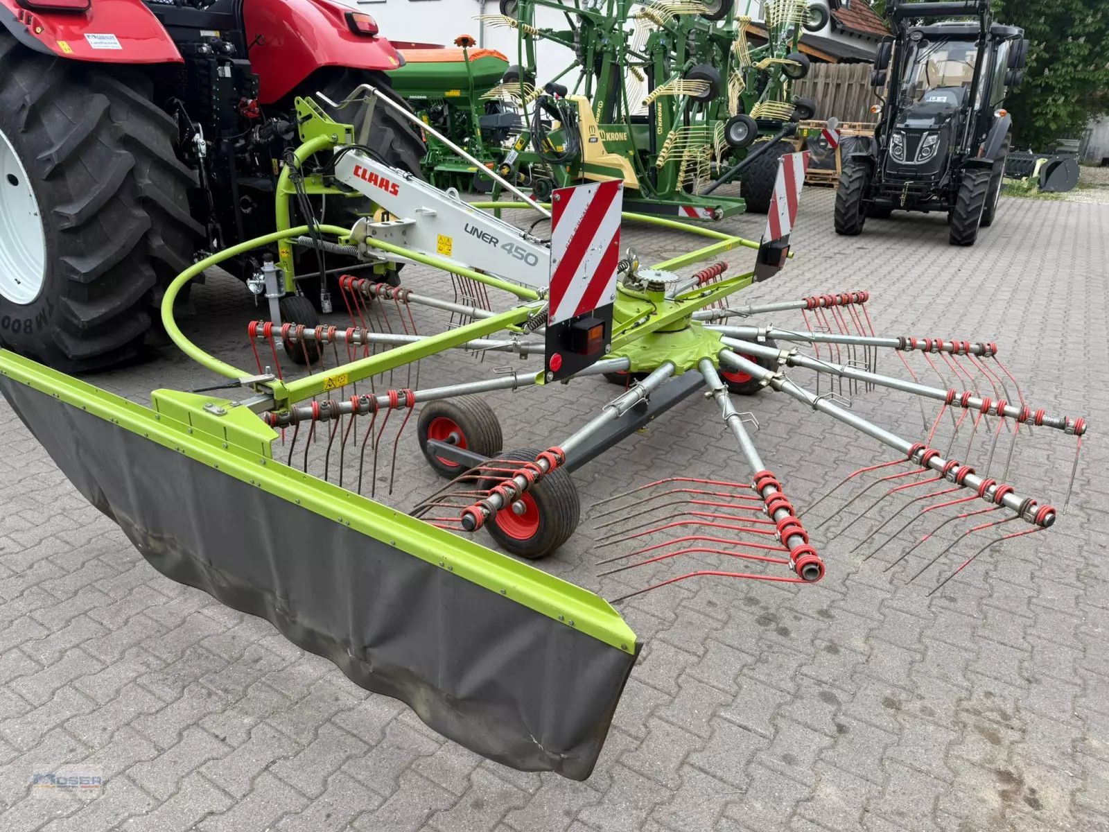 Claas Liner 450 Rake €5,874