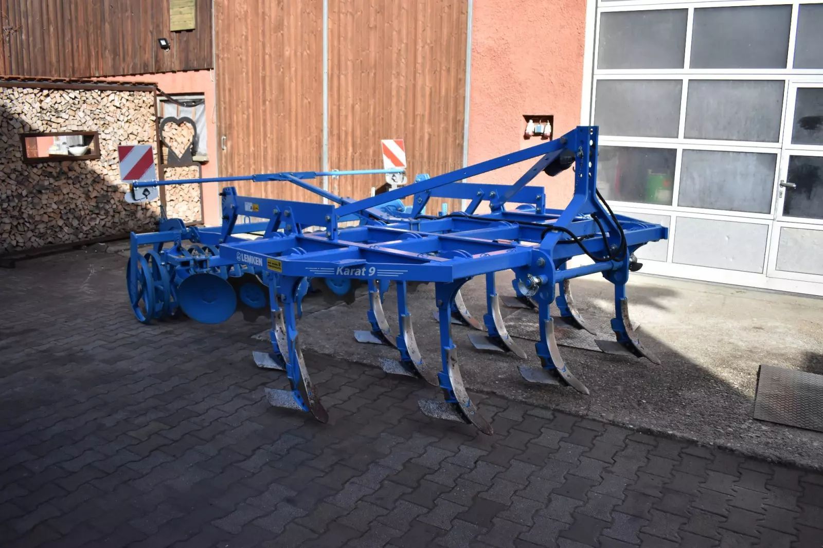 Lemken Karat 9/300 Cultivator €14,800