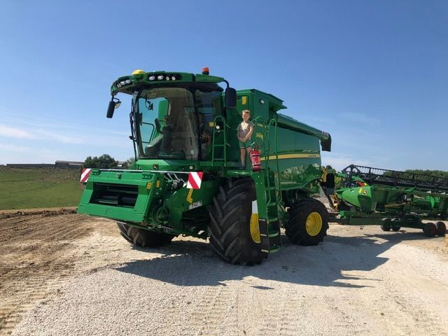 John Deere T 560 HM Mähdrescher 219.888 €