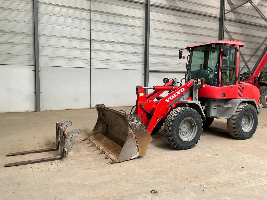 VOLVO l 30 b - z/x Wheel loader €20,500