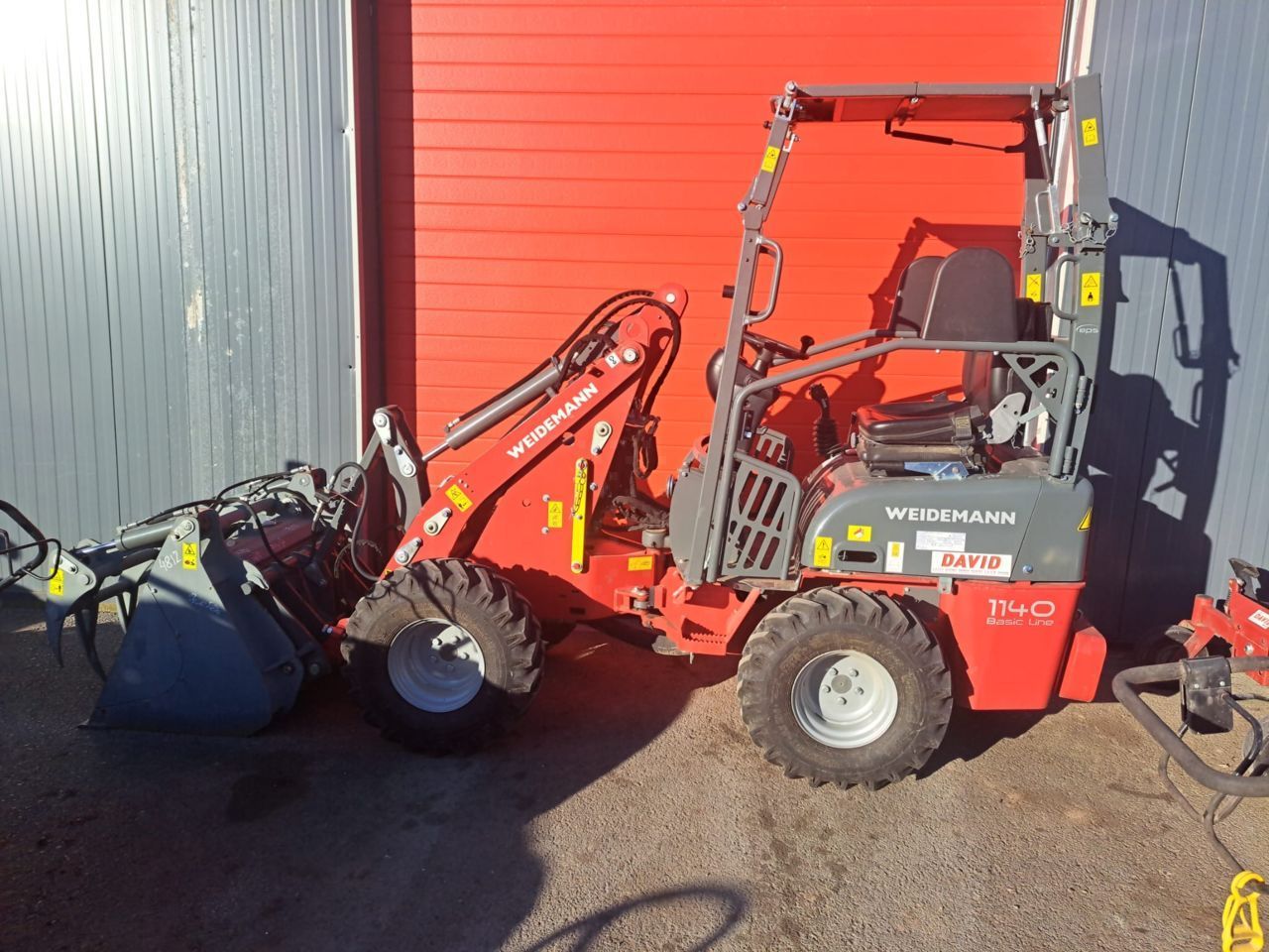E-FARM: Weidemann 1140 - Hoflader - id EPG9SXL - 25.500 € - Baujahr: 2023 - Frankreich