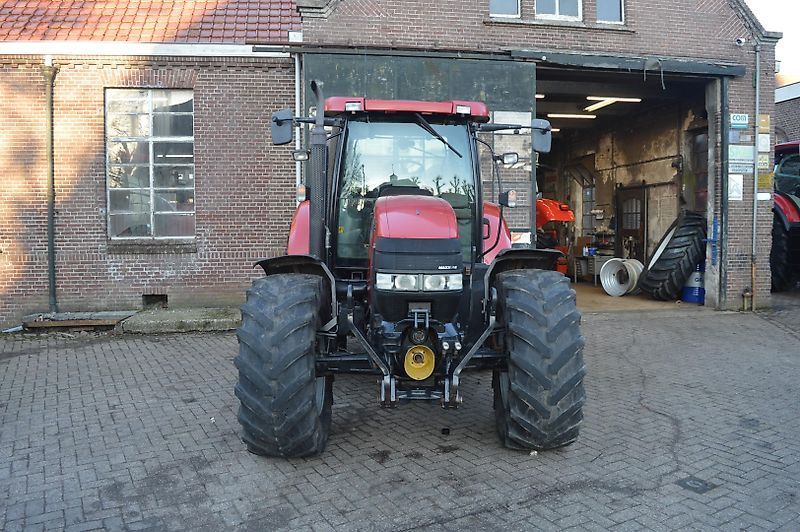 Case IH MXU 135 Traktor