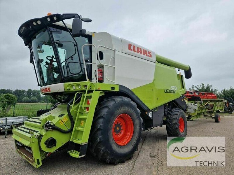 Claas Lexion 670 combine €153,000