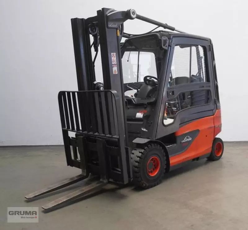E-FARM: Linde e 25 l 387 - Targonca - id QHDEAHZ - 11 250 EUR - Gyártási év: 2016 - Üzemóra (motor): 13 110,Németország