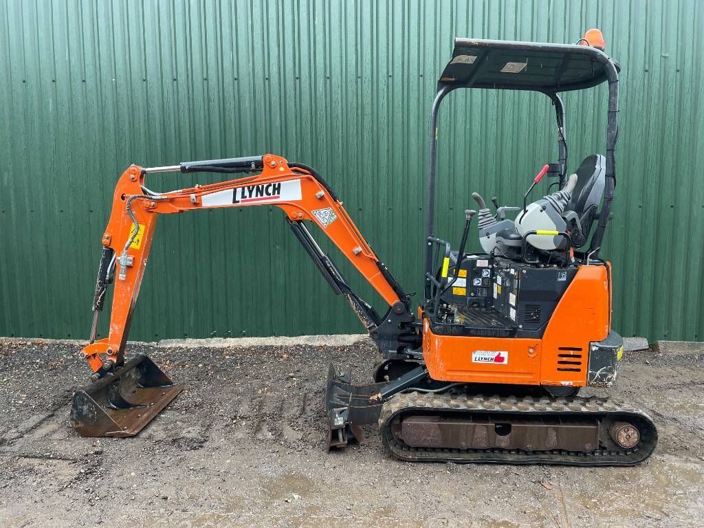 Hitachi zx 19 u-6 Mini bageri 12 620 €
