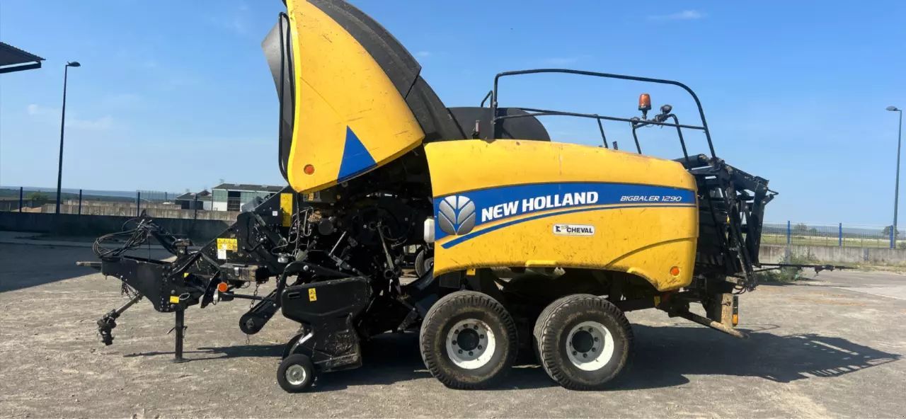 E-FARM: New Holland BB 1290 S - Presse à balles - id 8QSYND2 - 70 000 € - France