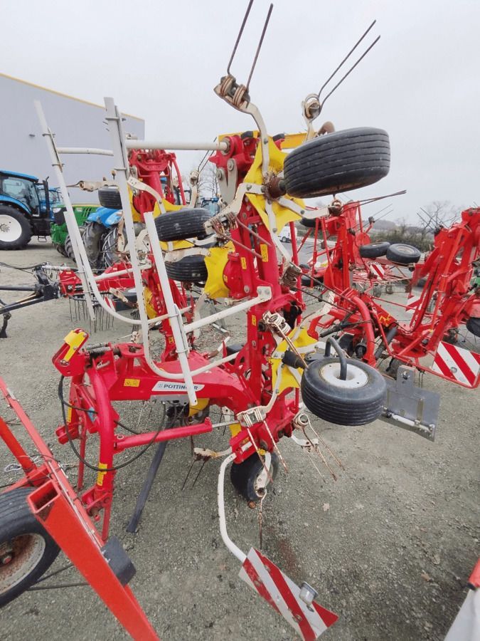 Pöttinger Hit 8.81 Tedder €8,500