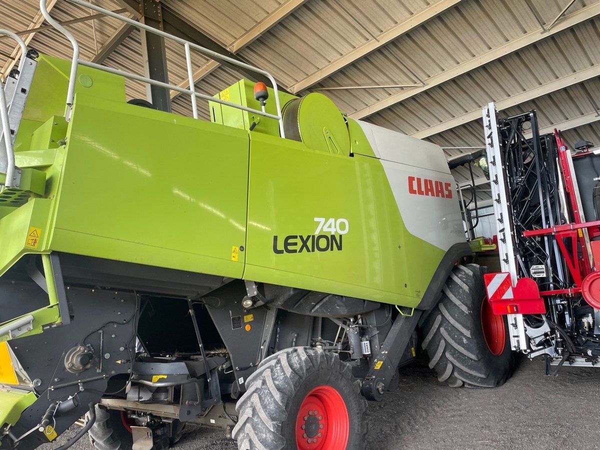 Claas Lexion 740 Moissonneuse-batteuse 90 000 €