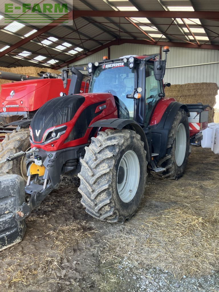 Valtra t175h Tractor €120,000