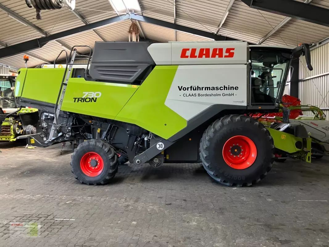 E-FARM: Claas Trion 730 - Kombajn zbożowy - id MQWNUQM - Rok produkcji: 2023 - Motogodziny: 230,Moc silnika: 408,Niemcy