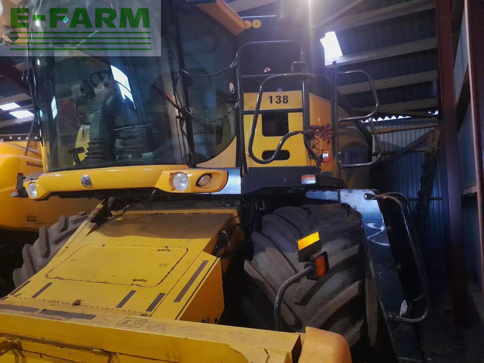 New Holland CX 8080 Κομπίνα 90.345 €