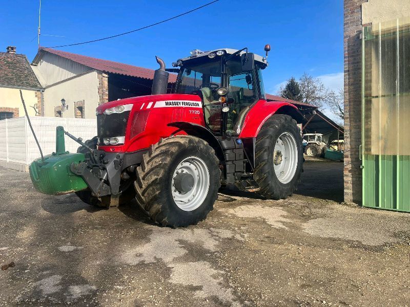 Massey Ferguson 7720 Tractor €57,000
