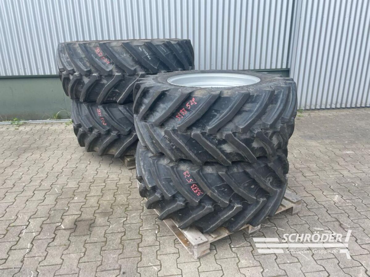 TRELLEBORG 520/60r28 + 650/60r38 kompletträder tb Wheel and track €5,885