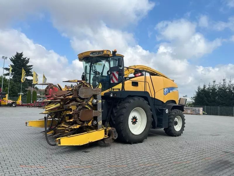 E-FARM: New Holland FR 9060 - Ensileuse automotrice - id ISLARSX - 59 900 € - Année: 2008 - Lecture du nombre d'heure: 5 280,Puissance du moteur (chevaux): 578,Allemagne