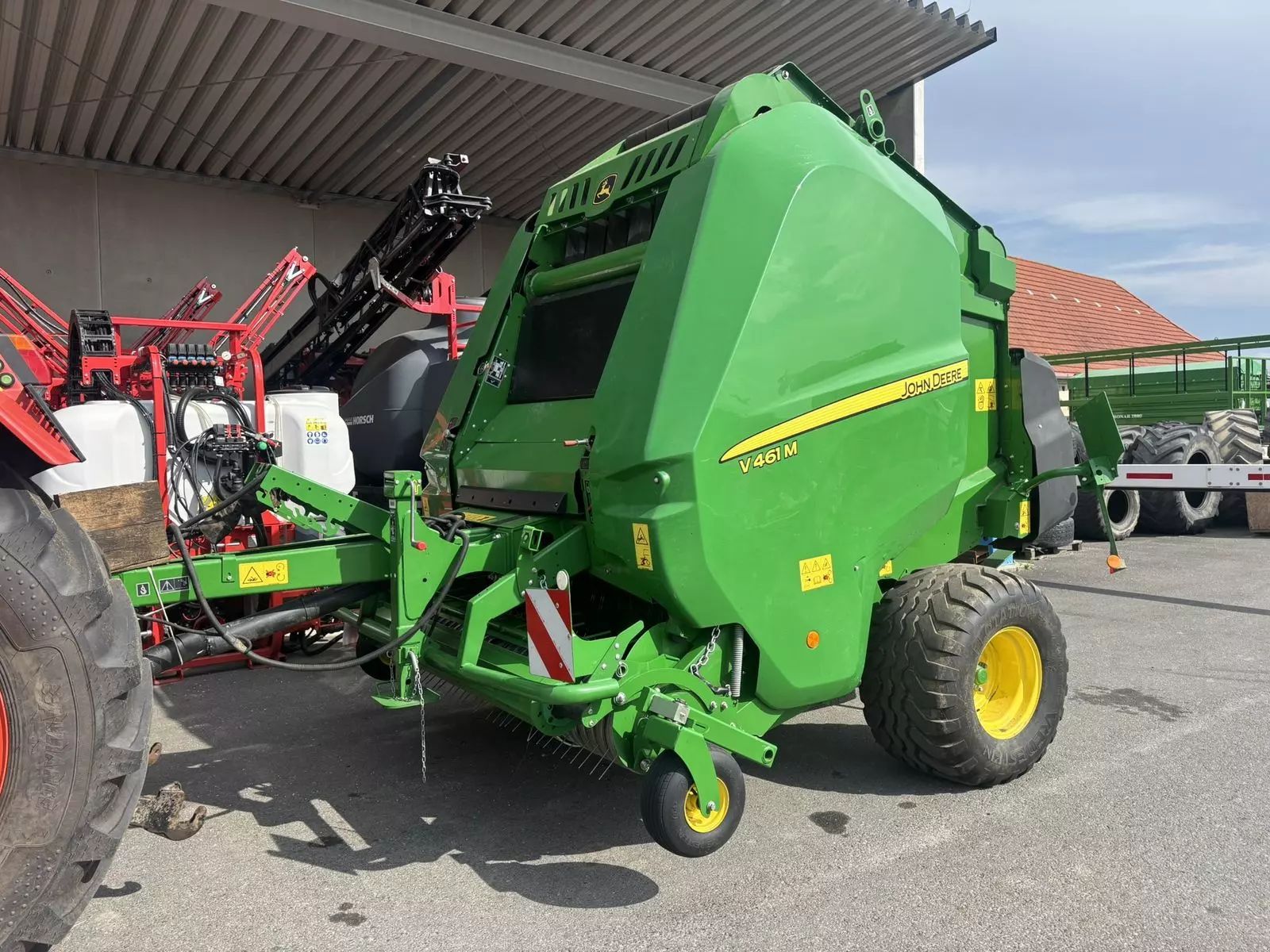 E-FARM: John Deere 461 m - Empacadora - id YGM1DY4 - 31.770 € - Año: 2020 - Austria