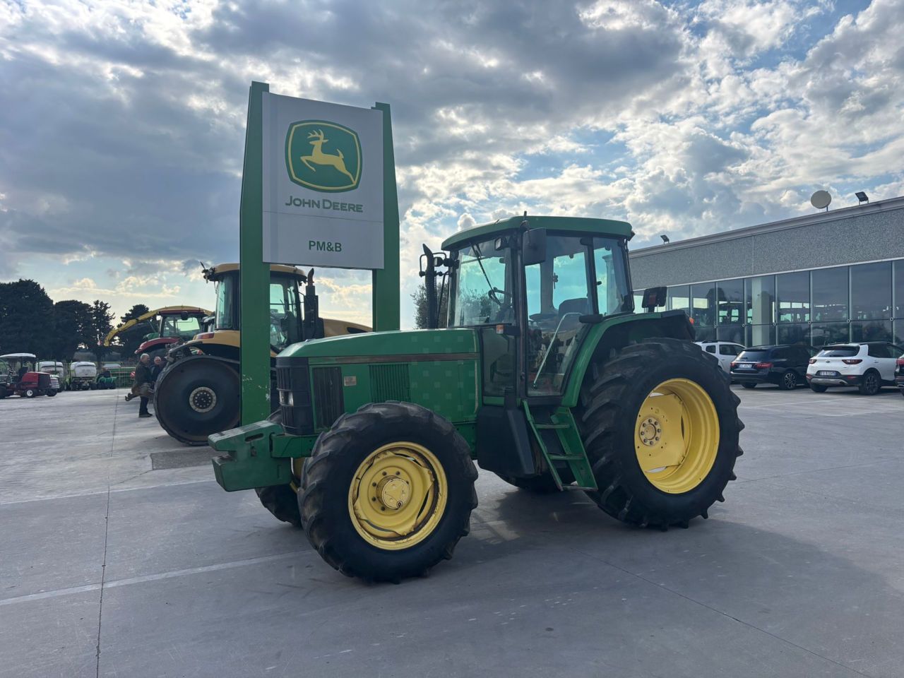 John Deere 6610 Tractor