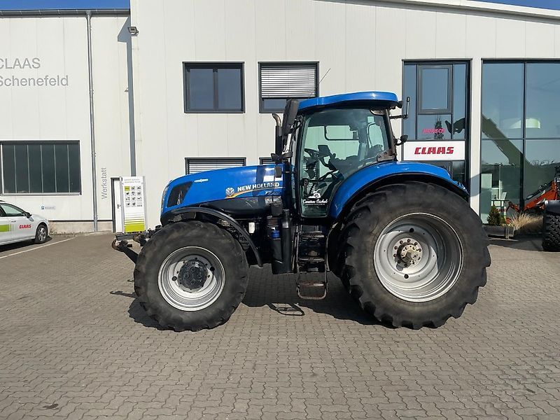 E-FARM: New Holland T7.270 - Tractor - id SHVTEQN - 65.000 EUR - Anul: 2015 - Citeste ore: 8.412,Muterea motorului: 260,Germania