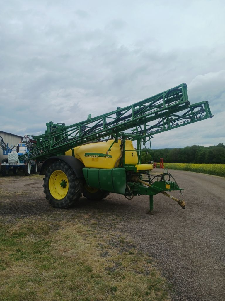 John Deere 732 i Opryskiwacz 18 000 €