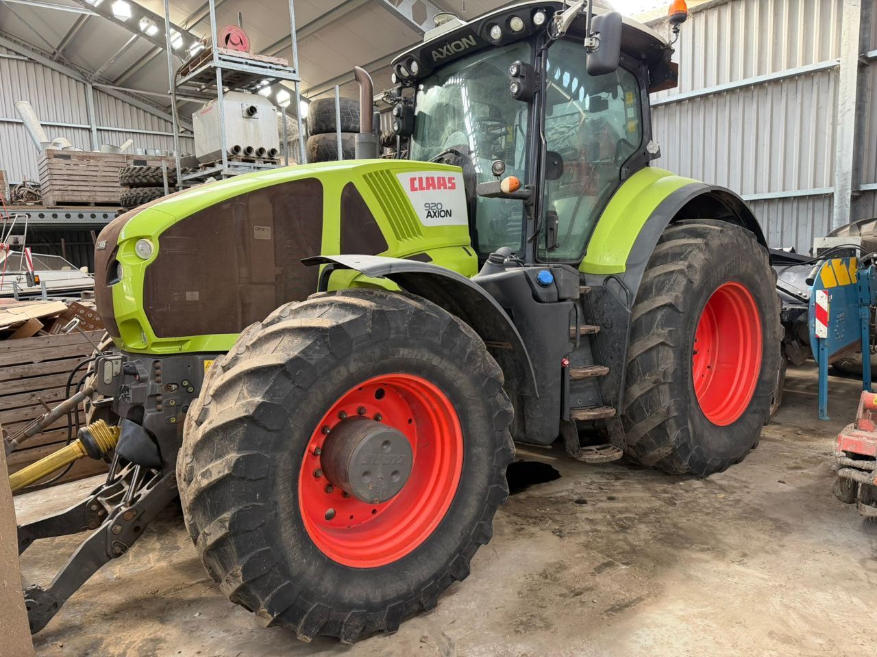 Claas Axion 920 Tractor