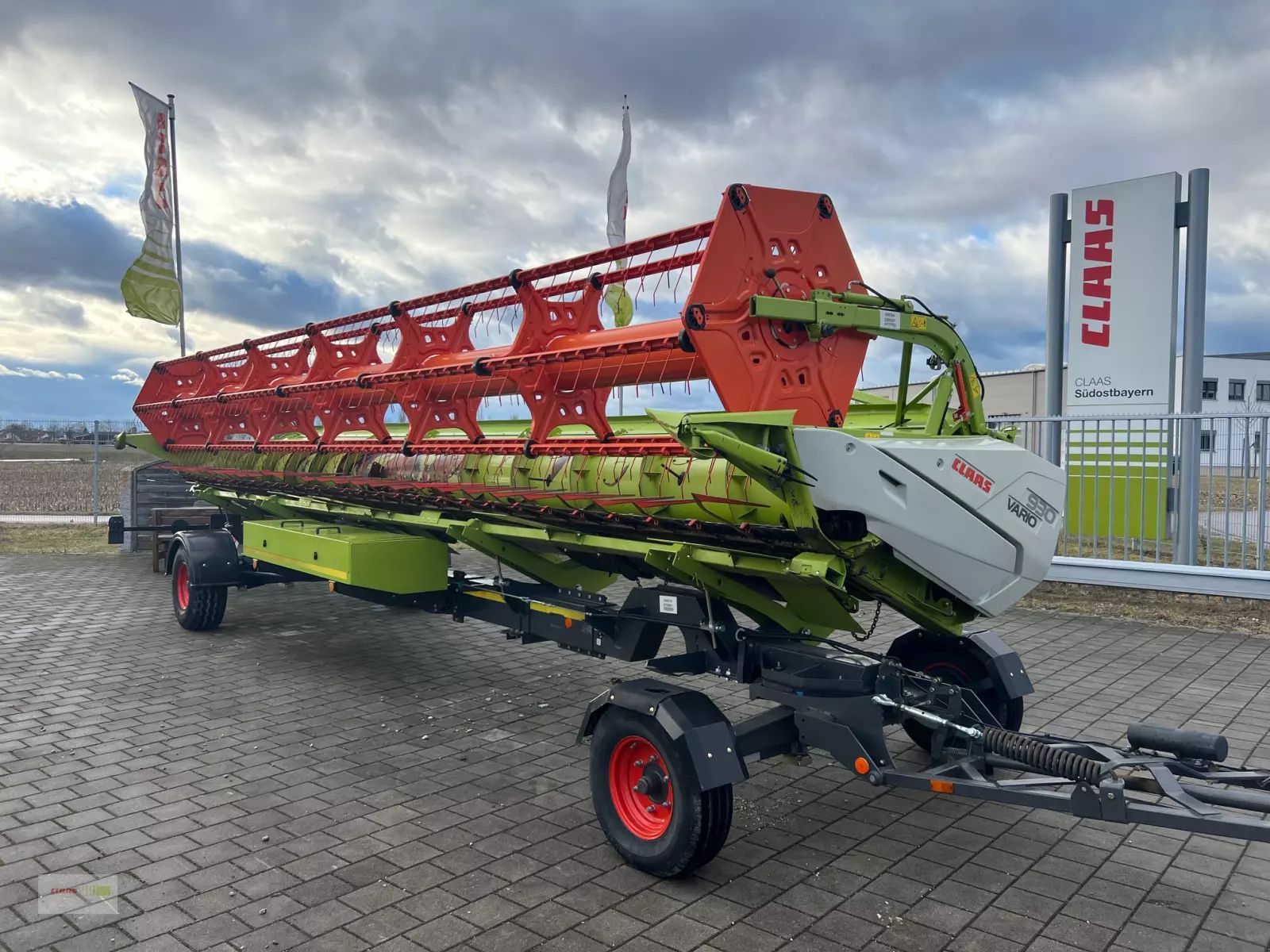 E-FARM: Claas Vario 930 - Tractor - id BTDN6C3 - 44.900 € - Año: 2019 - Alemania