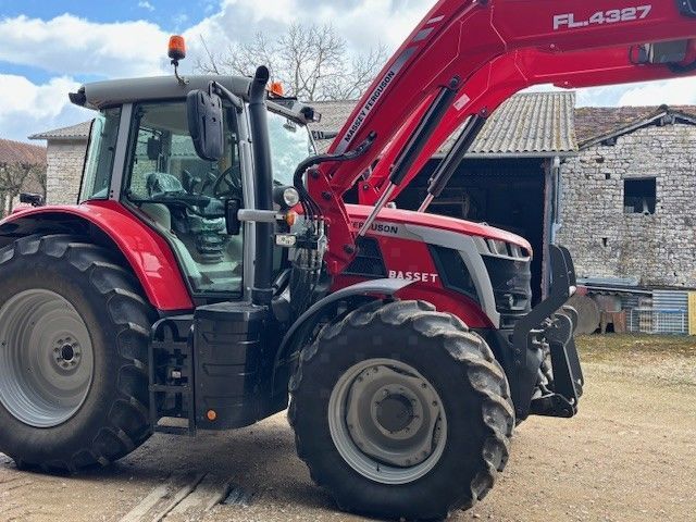 Massey Ferguson 6S.135 Trattore 101.000 €