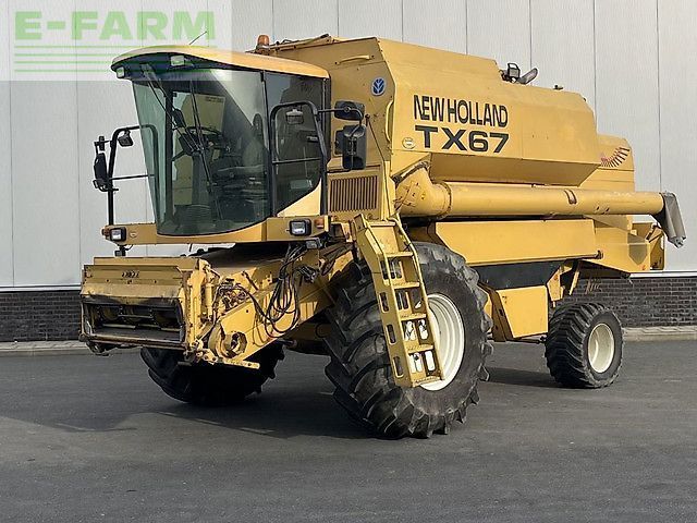 New Holland TX 67 Cosechadora 47.500 €