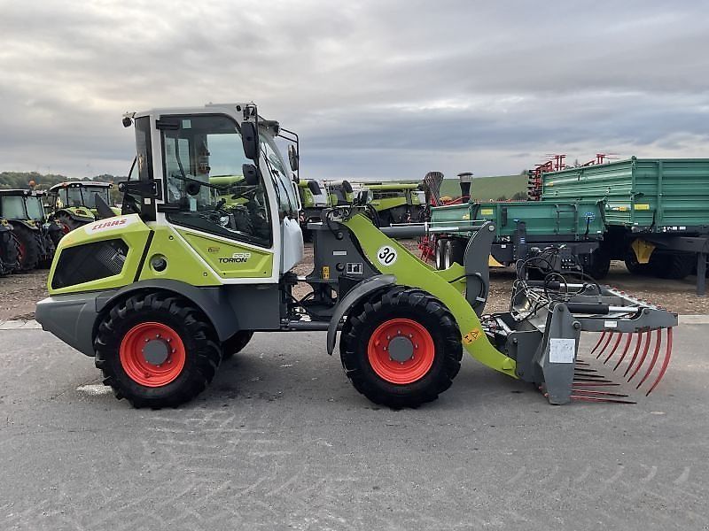 E-FARM: Claas Torion 639 - Cargador de ruedas - id QQWQXQM - 83.500 € - Año: 2024 - Horas: 5,Alemania