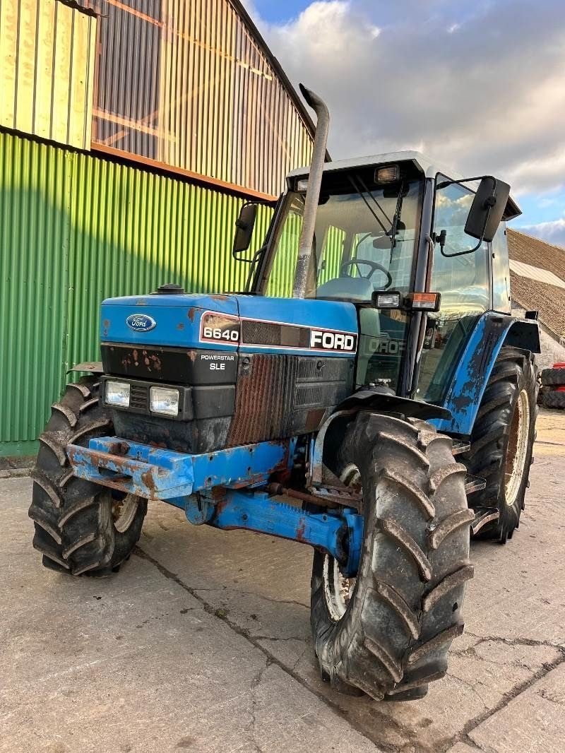 E-FARM: Ford 6640 - Traktor - id 7LQBGDD - Rok produkcji: 1995 - Motogodziny: 16 970,Niemcy